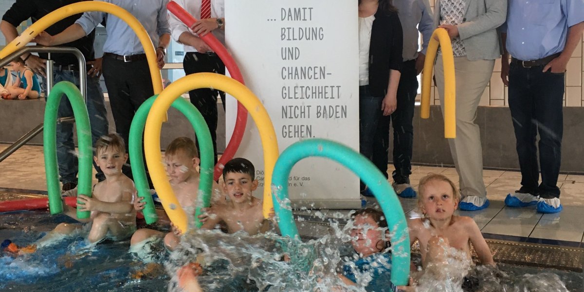 Beim Schwimmkurs der Delfinfreunde in Brühl (c) Markus Harmann