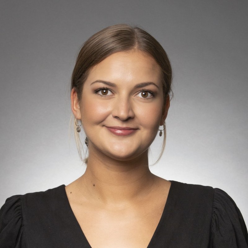 Laura Ficek (c) Karski