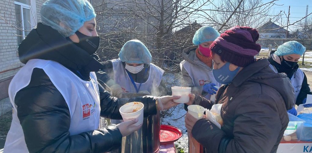 Essensausgabe_Bedürftige (c) Caritas International