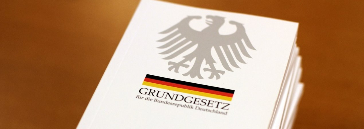 Grundgesetz (c) Pixabay