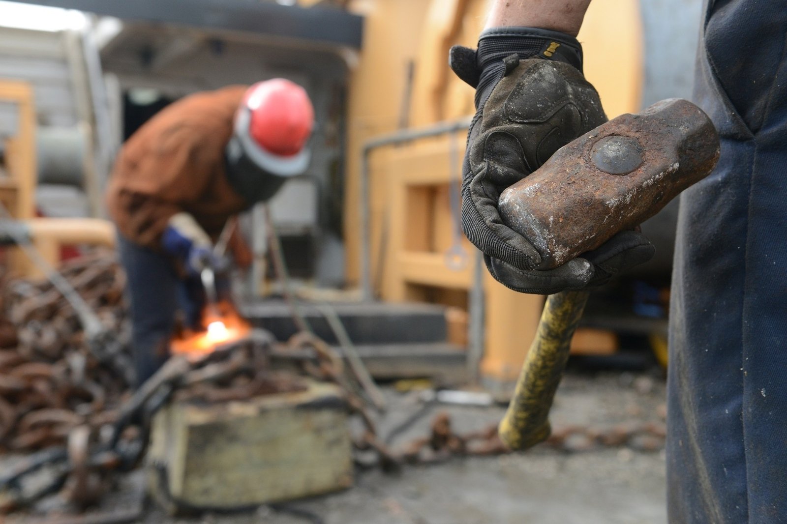 Arm trotz Arbeit (c) www.pixabay.com